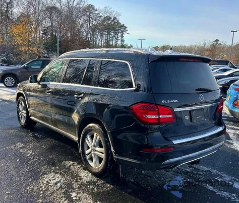 2018 Mercedes-Benz Gls 450 4Matic z USA, uszkodzony, nr VIN 4JGDF6EE3JB038671